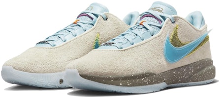 UNKNWN x Nike LeBron 20 EP 'Mensaje en una Botella' DV9090-801/DV9089-801 Lookbook UNKNWN x Nike LeBron 20 EP 'Mensaje en una Botella' DV9090-801/DV9089-801