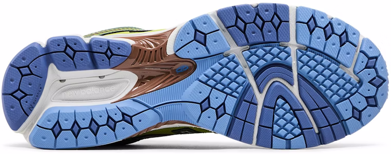 Up There x New Balance 860v2 "2000年代流行元素" ML860UP2 Shop Up There x New Balance 860v2 "2000年代流行元素" ML860UP2