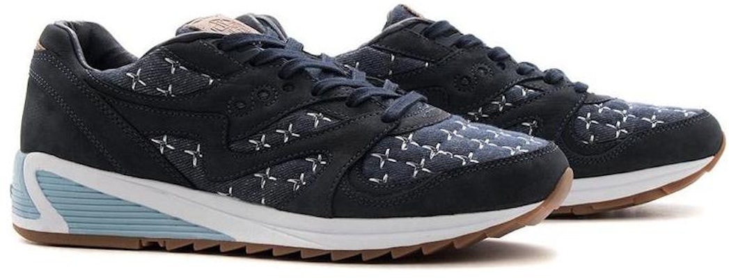 Up There x Saucony Grid 8000 '刺绣'款式 S70400-1 Lookbook Up There x Saucony Grid 8000 '刺绣'款式 S70400-1