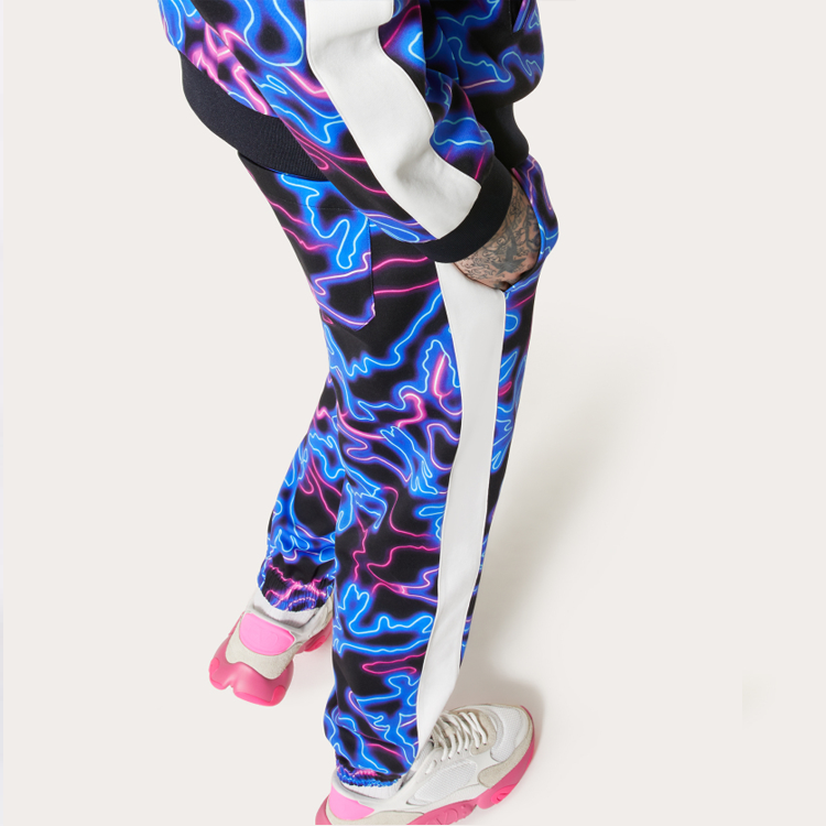 Details for Valentino Celana Kasual Hitam Garis Print XV3MD02R86EN36