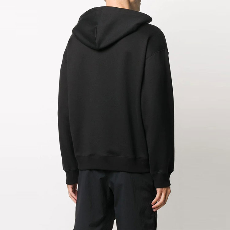 Purchase Valentino Sweatshirt Hitam Lengan Panjang dengan Desain Huruf Print UV0MF15P6V2