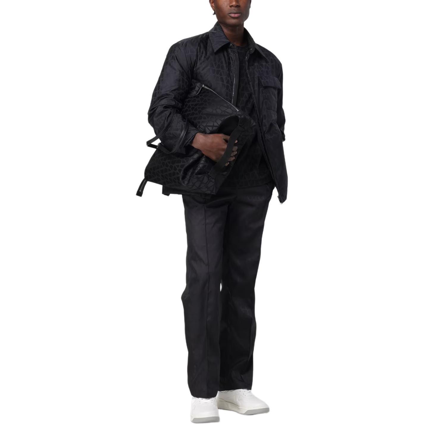 Purchase Valentino 黑色寬鬆短袖T恤全版印花設計。 4V3MG14Y9KCMXM