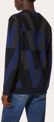 Valentino Sweater Hitam Wol Lengan Panjang Crewneck. XV3KC19F866EL9 Shop Valentino Sweater Hitam Wol Lengan Panjang Crewneck. XV3KC19F866EL9