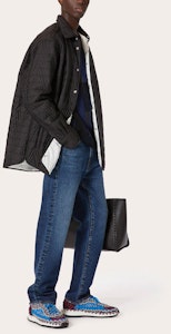 Valentino Sweater Hitam Wol Lengan Panjang Crewneck. XV3KC19F866EL9 Purchase Valentino Sweater Hitam Wol Lengan Panjang Crewneck. XV3KC19F866EL9