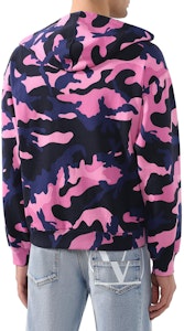 Valentino Hoodie Zip-Up Pink Camouflage dengan Drawstring. TV3MF06H5JC-13E Details for Valentino Hoodie Zip-Up Pink Camouflage dengan Drawstring. TV3MF06H5JC-13E
