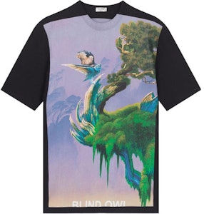 Valentino Kaos Hitam Crew Neck Motif Graphic Print TV0MG06P69H-37P Buy Valentino Kaos Hitam Crew Neck Motif Graphic Print TV0MG06P69H-37P