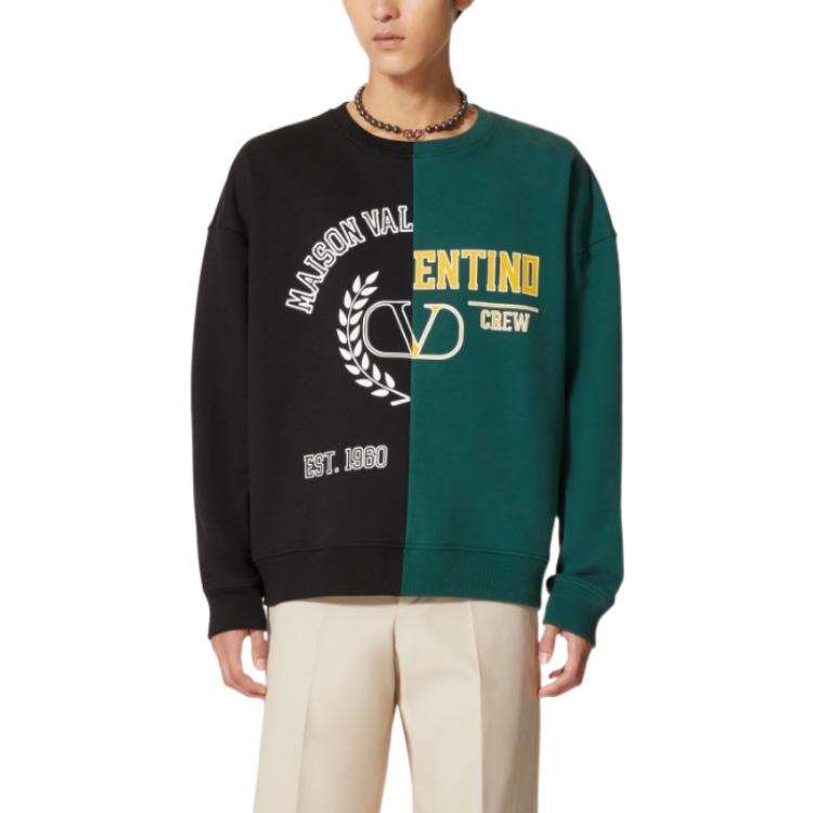 Lookbook Valentino SS23 黑綠拼色徽標印花套頭衫。 2V3MF25G967UYZ