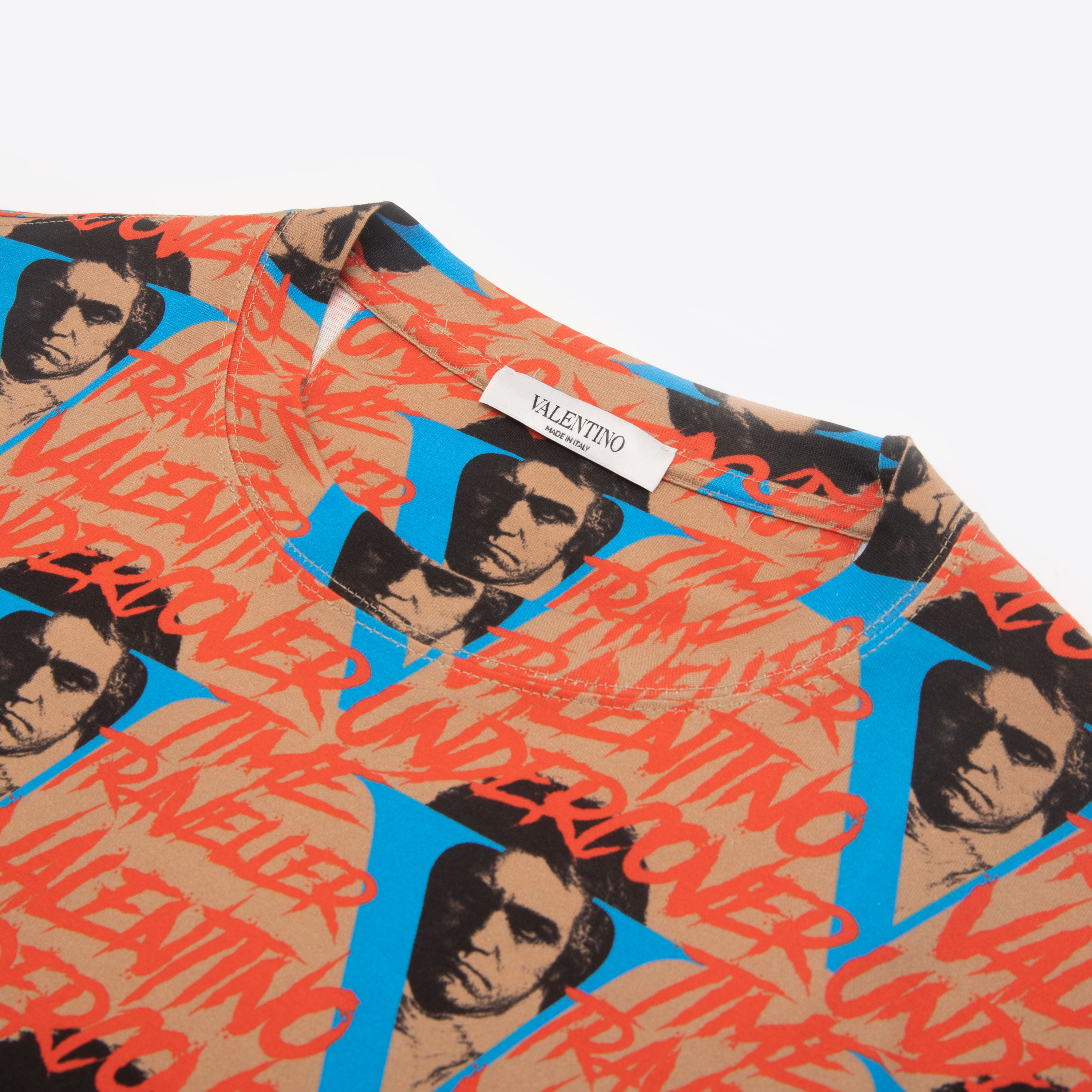 Details for Valentino Kaos Pendek Crewneck V-Logo Cetak Multicolor SV0MG03T5Q0-NX0