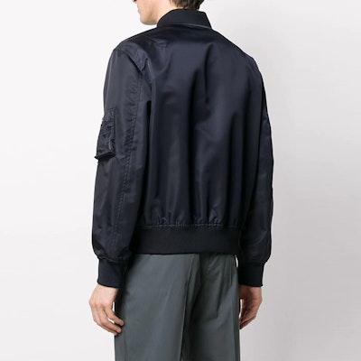 Jaket Zip Lelaki Valentino Hitam dengan Kolar Baseball & Corak Haiwan TV0CIF156AA33E Purchase Jaket Zip Lelaki Valentino Hitam dengan Kolar Baseball & Corak Haiwan TV0CIF156AA33E