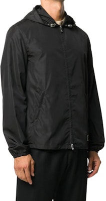 Valentino Jaket Hoodie Logo Appliqué Hitam UV3CI3556FN0NO Purchase Valentino Jaket Hoodie Logo Appliqué Hitam UV3CI3556FN0NO