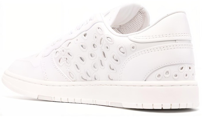 ヴァレンティノ Atelier 08 スニーカー「サンガロ」 WW2S0CQ6MKG-0BO Lookbook ヴァレンティノ Atelier 08 スニーカー「サンガロ」 WW2S0CQ6MKG-0BO