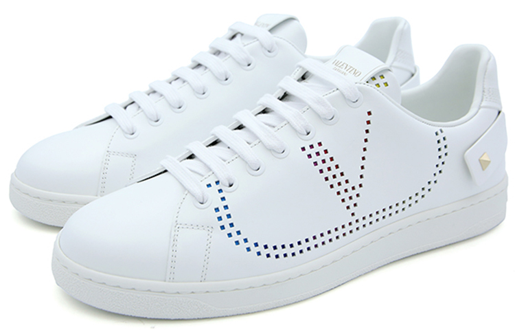 Valentino Backnet 'White Studs' 圖 2