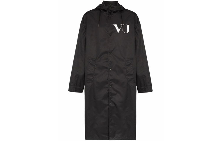 Valentino Black Solid Logo Print Hooded Windbreaker Jacket. SV0CJB905LYDR4