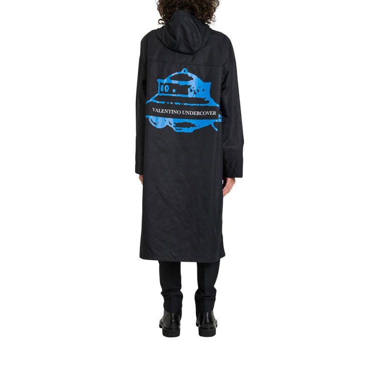 Valentino Black Solid Logo Print Hooded Windbreaker Jacket. SV0CJB905LYDR4 圖 4