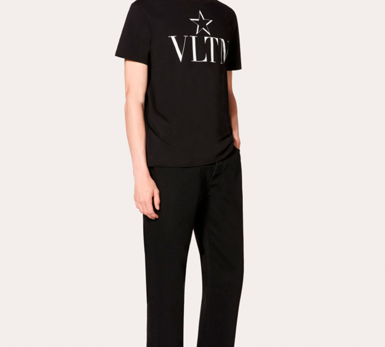 Cheap Valentino Kaos Pendek Hitam Motif Bintang TV3MG05P6380NI