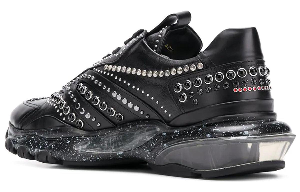 Lookbook 華倫天奴 Bounce 牛皮 水鑽 鉚釘 低幫 運動休閒鞋 黑色