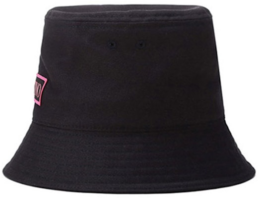 Topi Baldi Valentino Patchwork Kapas Uniseks Hitam. XY2HGA11LXJ598 Shop Topi Baldi Valentino Patchwork Kapas Uniseks Hitam. XY2HGA11LXJ598