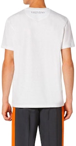 Valentino Kaos Crewneck Cetak Huruf Naga Multicolor TV0MG06L69184M Shop Valentino Kaos Crewneck Cetak Huruf Naga Multicolor TV0MG06L69184M