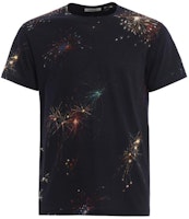 Valentino Fireworks Print Crewneck Short Sleeve T-Shirt Navy Blue Mens. NV3MG01Z4FUZA1 Valentino Fireworks Print Crewneck Short Sleeve T-Shirt Navy Blue Mens. NV3MG01Z4FUZA1