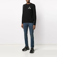 발렌티노 FW21 블랙 울 로고 크루넥 스웨터 디자인. VKC07K61V0NO Purchase 발렌티노 FW21 블랙 울 로고 크루넥 스웨터 디자인. VKC07K61V0NO