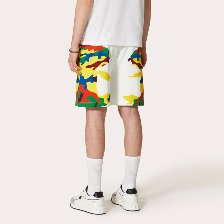 Shop Valentino FW21 Camouflage Printed Cotton Bermuda Shorts Pria Putih WV3MD02C7NPC40