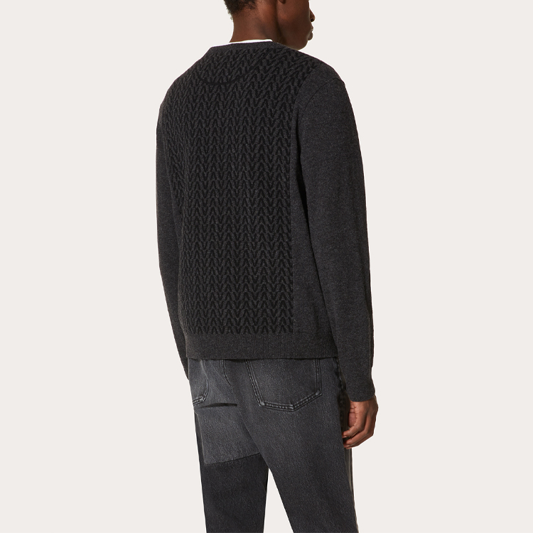 Shop 발렌티노 FW21 루즈핏 그레이 울 니트 스웨터 WV3KC16D7K0G93