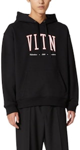 Valentino FW22 Hoodie Hitam dengan Logo Cetak. 2V3MF15P96TTTL Lookbook Valentino FW22 Hoodie Hitam dengan Logo Cetak. 2V3MF15P96TTTL
