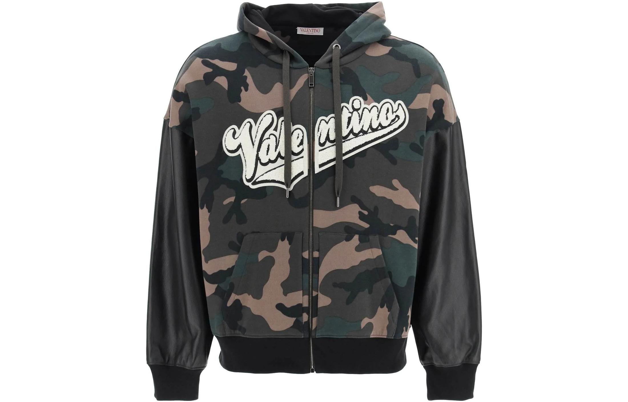 Valentino FW22  Green Camo Zip-Up Sweatshirt with Logo Print. 1V3MF23P8M4F00