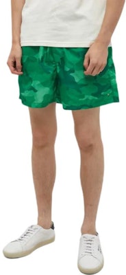ヴァレンティノ FW22 グリーンカモフラージュ柄エラスティックウエストスイムショーツ 1V3UH0288QV6V7 Shop ヴァレンティノ FW22 グリーンカモフラージュ柄エラスティックウエストスイムショーツ 1V3UH0288QV6V7