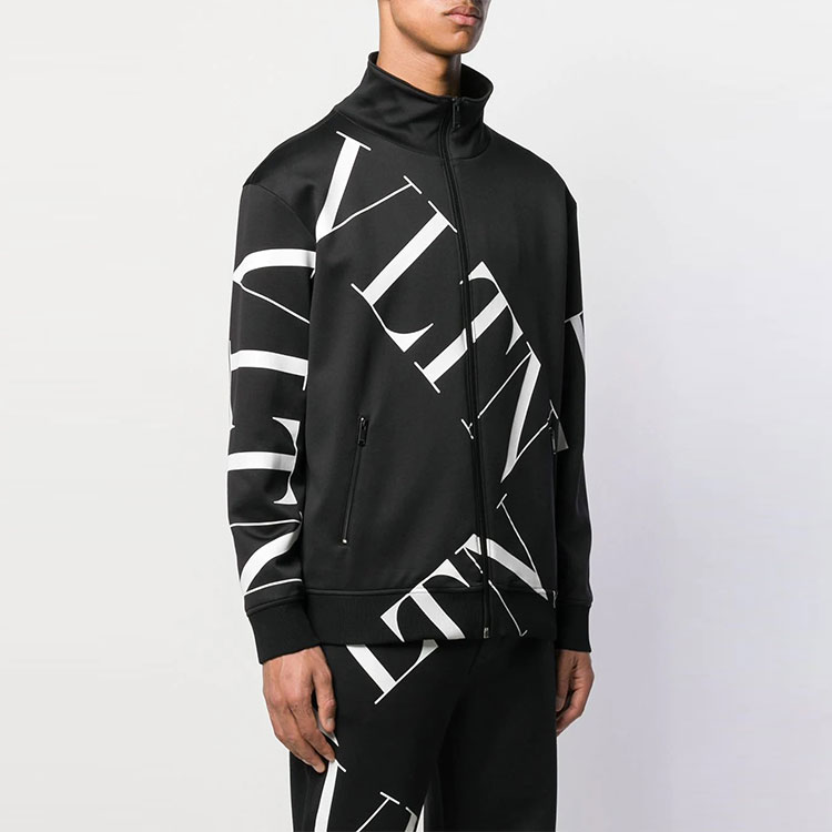 Shop Valentino 2022秋冬黑色Logo印花拉链夹克. SV3MF05A5G20N1