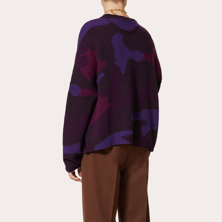 Shop Valentino FW22 Baju Sejuk Corak Camo Ungu Crewneck. 1V3KC22I8PQ7Q6