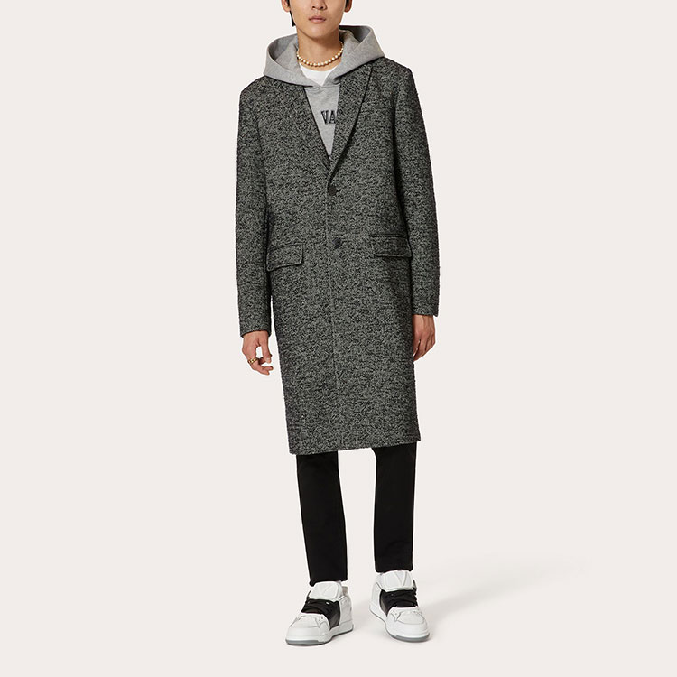 Lookbook Valentino FW22 男士深灰色鉚釘針織中長款單排扣大衣 1V3CAD558LC0NI