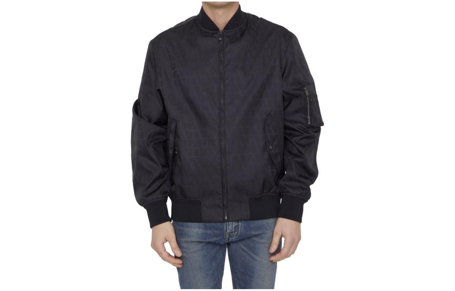 Order Valentino FW23 全印花Logo黑色拉链夹克外套 4V3CIF159UWMXM