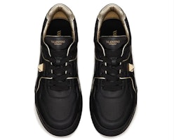 华伦天奴Garavani One Stud '黑色'款 WY0S0E71RUSED6 Shop 华伦天奴Garavani One Stud '黑色'款 WY0S0E71RUSED6