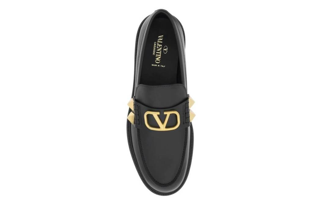 Valentino Garavani Stud Sign Loafers 'Black Leather' 圖 3