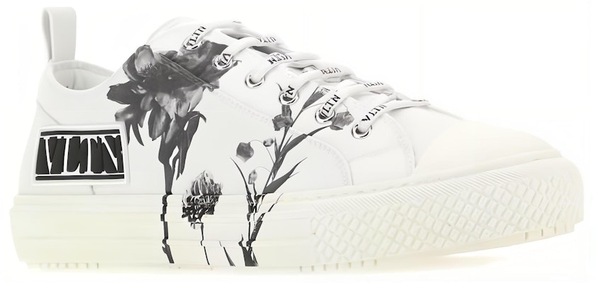 Valentino Giggies 'Flowersity Vltn White' UY0S0D57AZU9T0 Lookbook Valentino Giggies 'Flowersity Vltn White' UY0S0D57AZU9T0