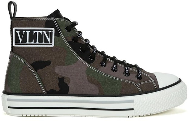 Snekers High-Top Kamuflaj Valentino 'Hijau Tentera' UY2S0D51USG34P Order Snekers High-Top Kamuflaj Valentino 'Hijau Tentera' UY2S0D51USG34P