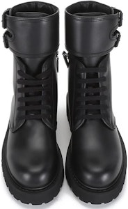 ヴァレンティノ レザー レースアップ ブーツ (黒) WY2S0E62JZI0NO Shop ヴァレンティノ レザー レースアップ ブーツ (黒) WY2S0E62JZI0NO