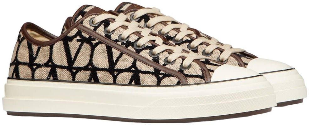 华伦天奴低帮蕾丝皮革运动鞋‘米色黑色’ 2Y0S0H02RWC6ZN Lookbook 华伦天奴低帮蕾丝皮革运动鞋‘米色黑色’ 2Y0S0H02RWC6ZN