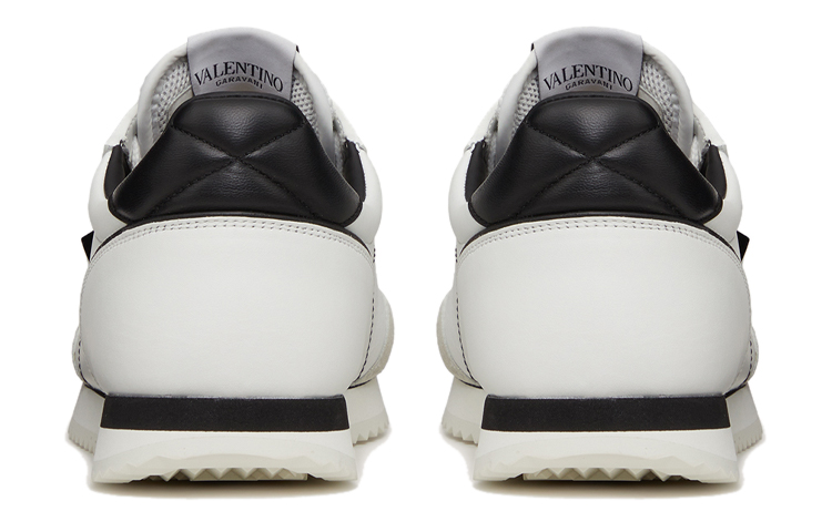 Purchase ヴァレンティノ スタッズ スニーカー (黒×白) 2Y2S0G51TUFQ1X
