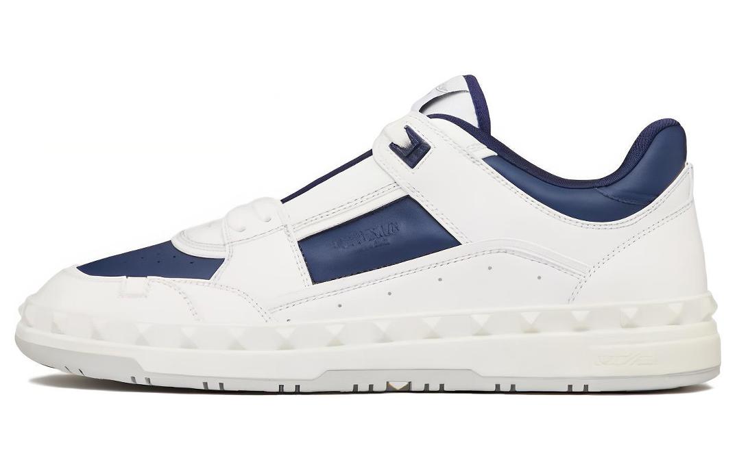 ヴァレンティノ ガラヴァーニ 白レザースニーカー 3Y2S0G37XTMMLFを