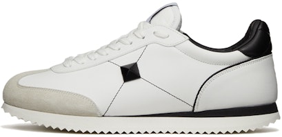 Valentino Low-Top Sneaker 'Black and White Studs' 2Y2S0G51TUFQ1X Valentino Low-Top Sneaker 'Black and White Studs' 2Y2S0G51TUFQ1X
