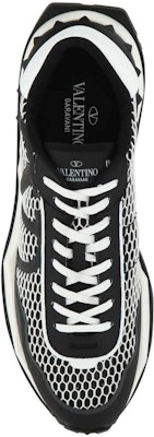 Valentino Netrunner 'Hitam Putih' Sneakers 1Y2S0F28XKL-0NI Shop Valentino Netrunner 'Hitam Putih' Sneakers 1Y2S0F28XKL-0NI