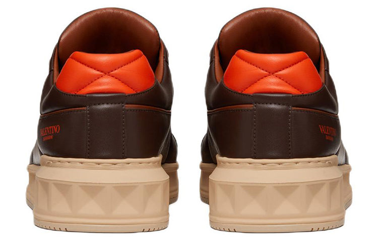 Purchase Valentino華倫天奴 One Stud 小羊皮低幫 時尚板鞋 男款 棕白色