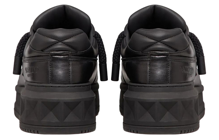 Purchase 발렌티노 원 스터드 XL 로우 '블랙' 1Y0S0G37XTM0NO 1Y0S0G37XTM0NO