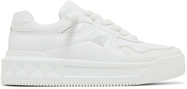 ヴァレンティノ ワンスタッドXL ロー (ホワイト) 1Y0S0G37XTM0BO Buy ヴァレンティノ ワンスタッドXL ロー (ホワイト) 1Y0S0G37XTM0BO