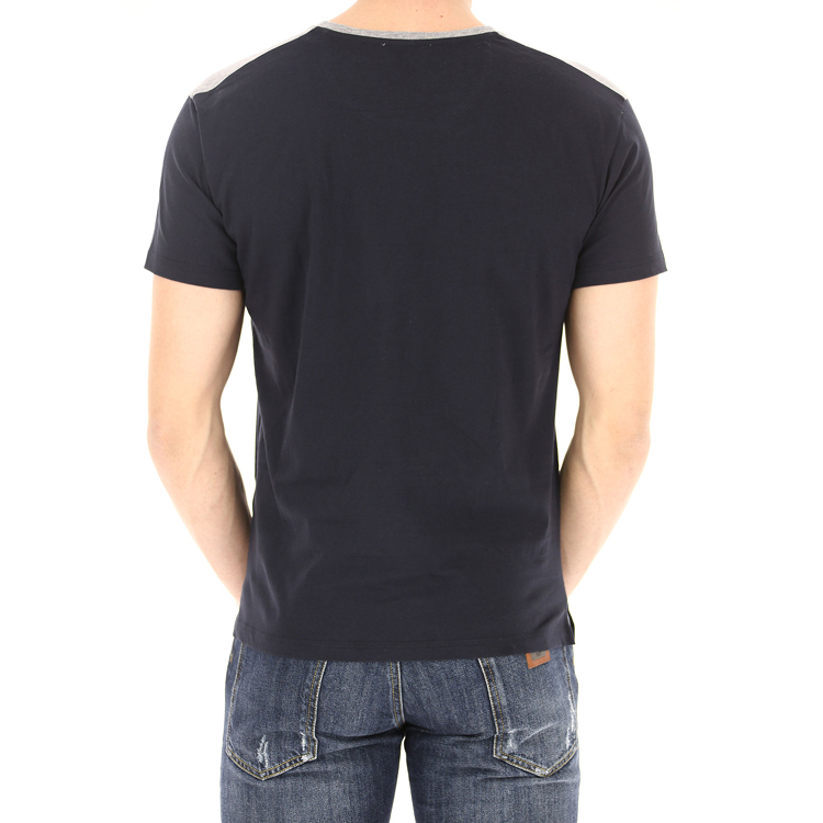 Shop Valentino Kaos Hitam Lengan Pendek Leher Bulat Motif Burung Nuri. MV3MG07V46R467