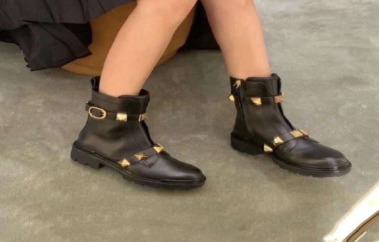 Valentino PRE 'Black'