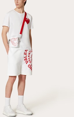 Valentino Qixi Limited FW21 Heart Print Bermuda Shorts White . WV3MD03F7SCA33 Lookbook Valentino Qixi Limited FW21 Heart Print Bermuda Shorts White . WV3MD03F7SCA33