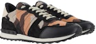 Lookbook Valentino Rockrunner 'Hitam Krim Camo' 2Y0S0723-QRK-MS2